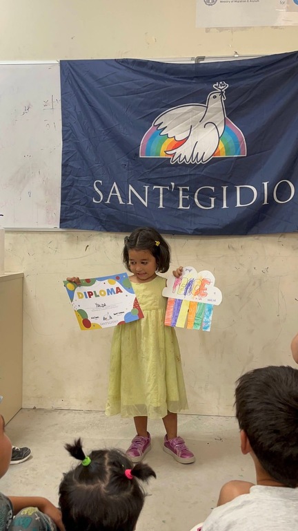 Dal Congo all’Afghanistan, storie di bambini che sognano un futuro: la Summer School dei Giovani per la Pace nel campo profughi di Corinto, in Grecia